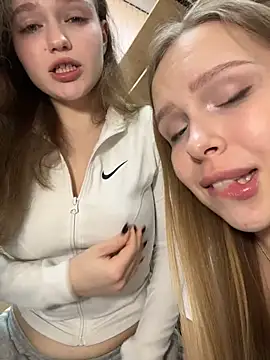 Liza_risky: απευθ είας συνομιλία ΧΧΧ