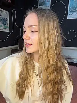 MilaMoone Obrolan Langsung XXX