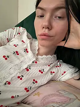 Lisaaa_Alisa Adlı Modelin Canlı XXX Sohbeti