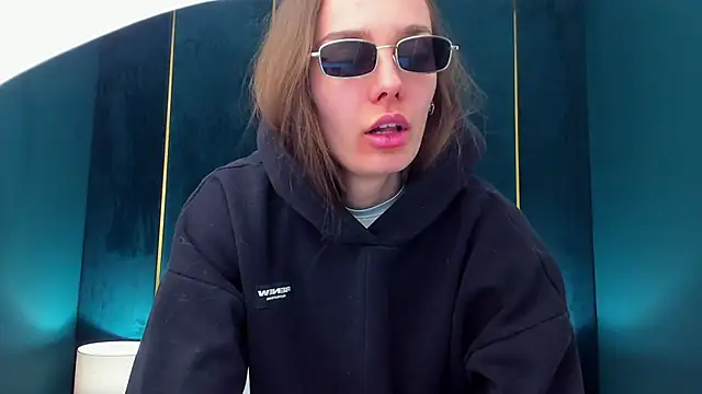 AprilWongn Live XXX chat