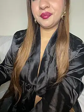 Živý XXX chat Zeynep-Lahsen