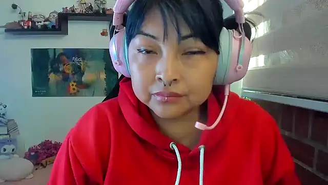 Shaddycute_: διαδικτυακό σόου στην κάμερα