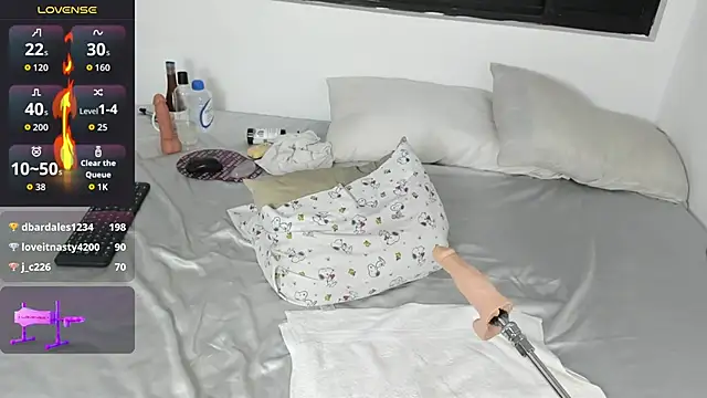 Benjamin_Buster's Live XXX Chat