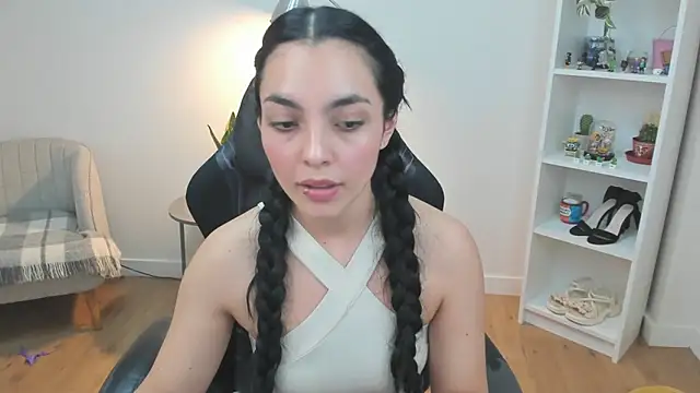 _BellaEvans_ Chat XXX in diretta