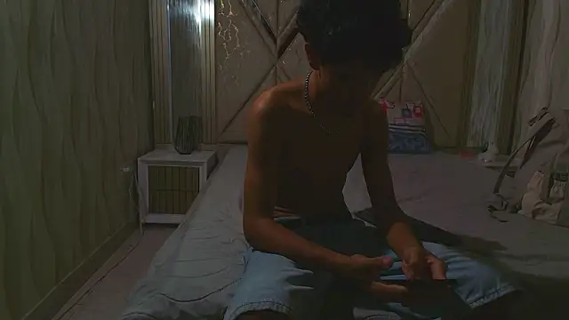 Hotcouple_222 网络视讯表演