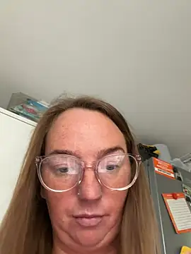 JustYourNormalCouple Chat XXX in diretta