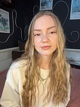 MilaMoone – Naživo XXX chat