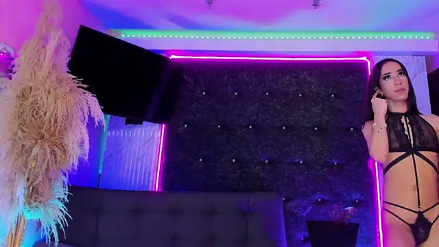 عرض كام Queens_Wonders_Blonders