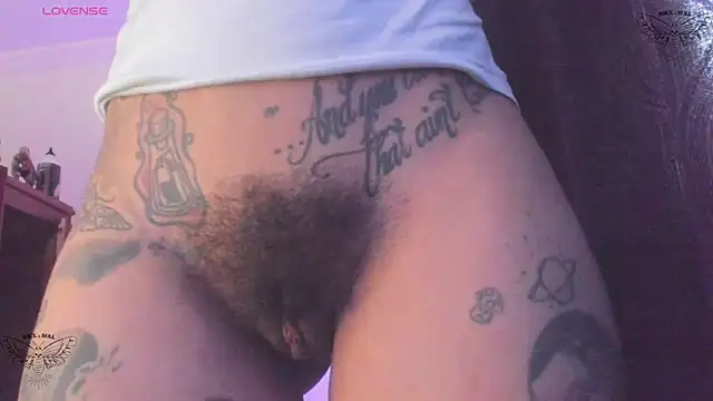 ghostwomaan – Naživo XXX chat