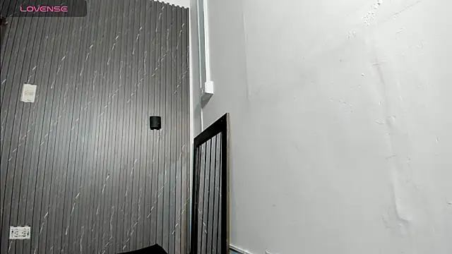 CharlotteKing8 Chat XXX in diretta