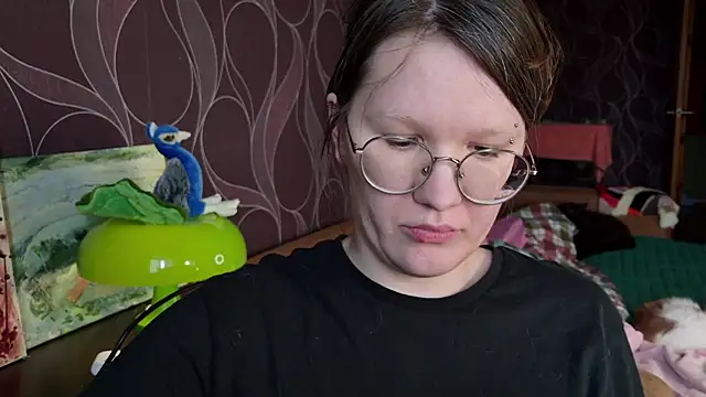 hairyMira Live XXX-chat