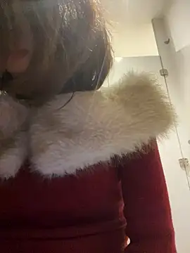 Chat +18 de littleqiu ao vivo