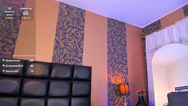 megan_al Chat XXX in diretta