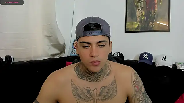 mad_maxxx2's Live XXX Chat