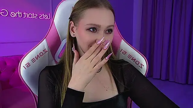 AgataFoxley: онлайн-секс-чат