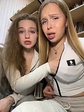 Liza_risky: вебкам-шоу