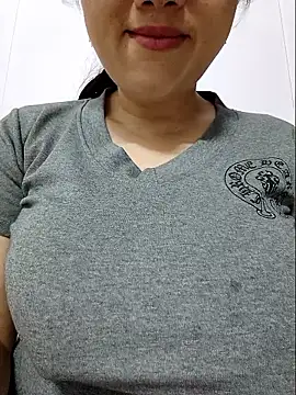 Shine_Mai 网络视讯表演