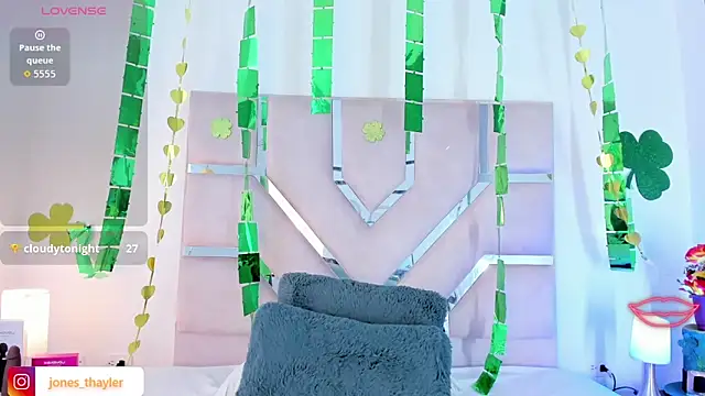 Thayler_jones 在線直播表演