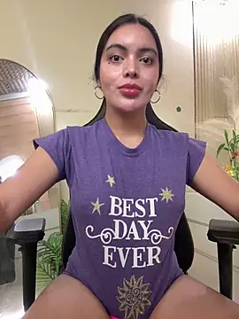 TS-SimplyTheBest Adlı Modelin Canlı XXX Sohbeti