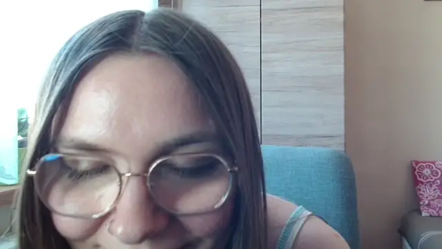 LooveELLYx: онлайн-секс-чат