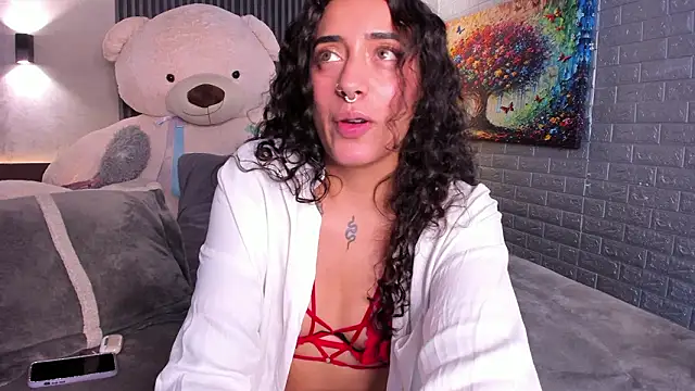 Magic_ivone's Live XXX Chat