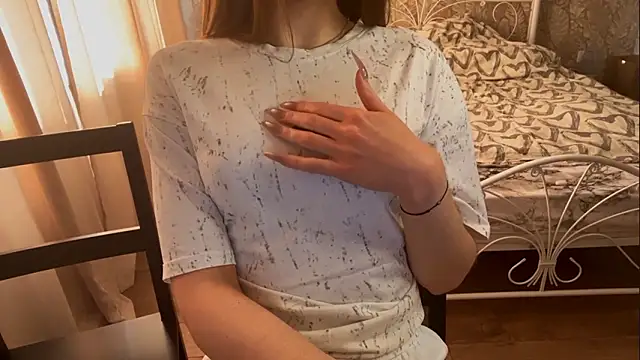 miainheat 现场XXX聊天