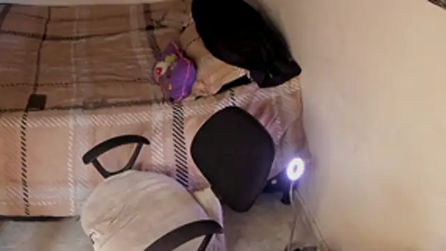 chloe_kisses: онлайн-секс-чат