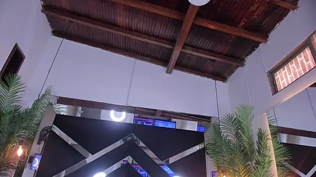 emily-fox's Live XXX Chat