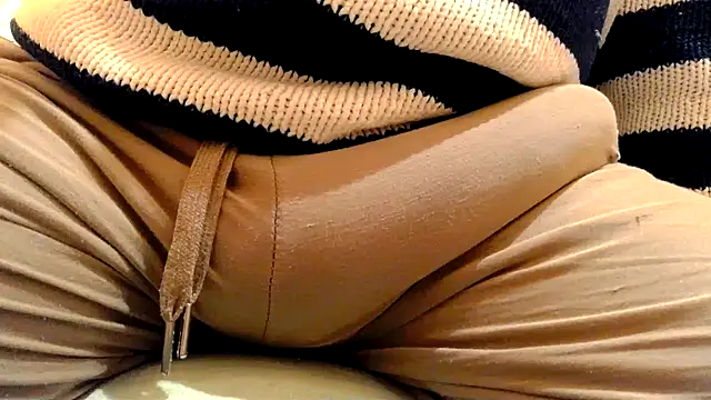 gae89tano Adlı Modelin Canlı XXX Sohbeti