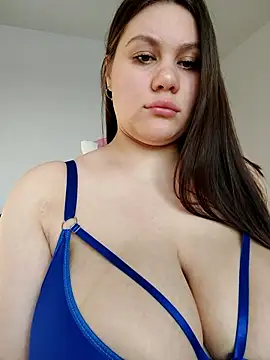 Kat__boobs Chat XXX in diretta