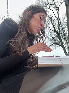 Amani_thewolf Pertunjukan Webcam