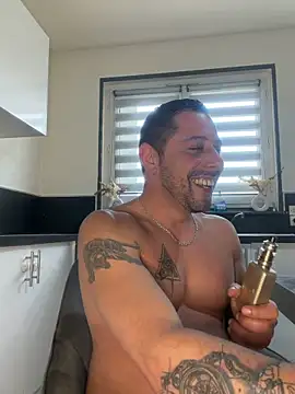 Chat XXX en directo de lilietseb02