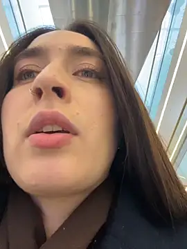 Holly_Play – Naživo XXX chat