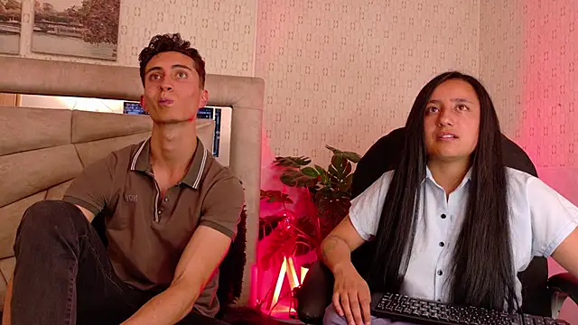 Chat +18 de sammy_and_ithan ao vivo