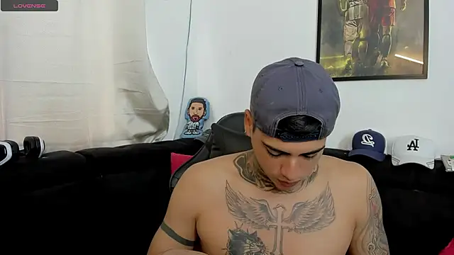 mad_maxxx2's Live XXX Chat