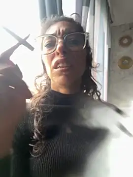 Chatroom XXX en direct de Amani_thewolf