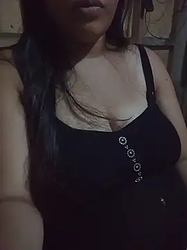 _Mamacita_23's Live XXX Chat