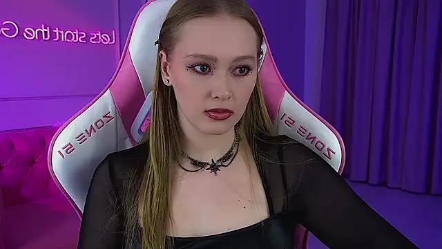 AgataFoxley élő XXX-chatje