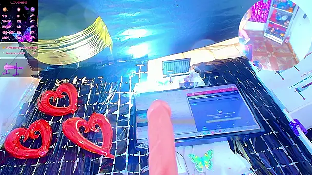 Chat XXX en directo de dakotamilf__hot