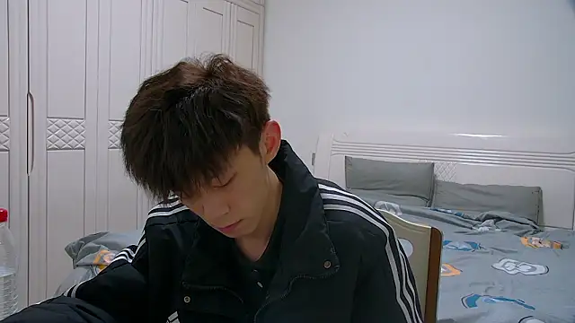 paofu-001: διαδικτυακό σόου στην κάμερα