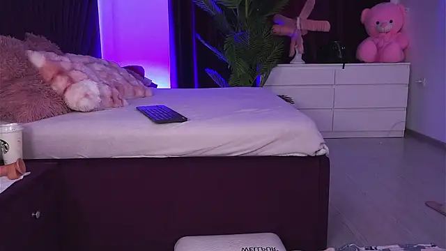 CassandraFoxy Webcam show