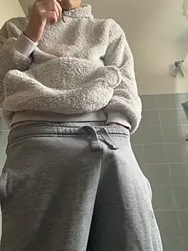 Toyjungee Live XXX Chat