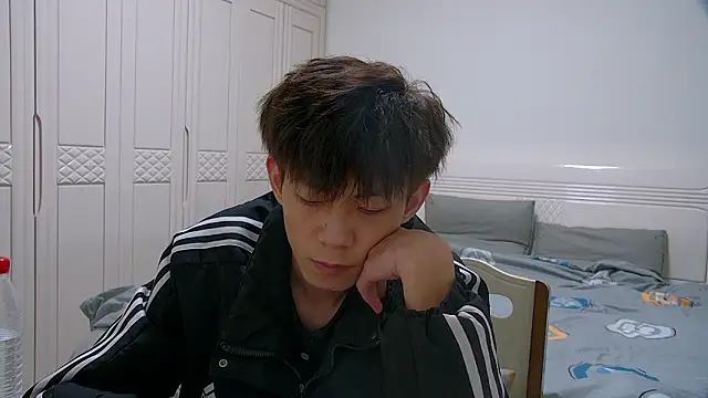 paofu-001 即時 XXX 聊天