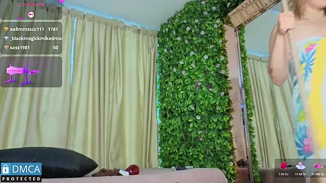 nena_cupcake_ 即時 XXX 聊天