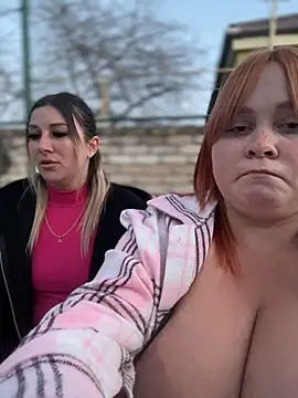 Czat XXX na żywo – SweetCuteGirls1023