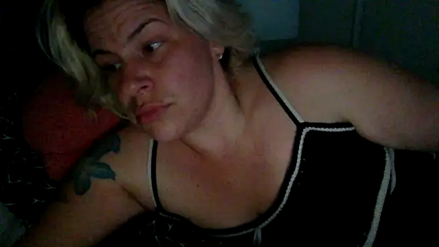 แชท XXX สดของ toomuchofafreak