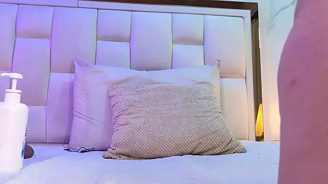 samanthaa_sm: απευθείας συνομιλία ΧΧΧ