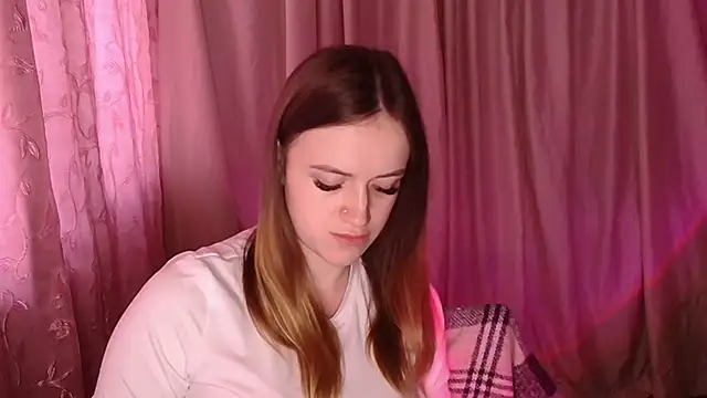 XXX chat uživo modela Illa_May