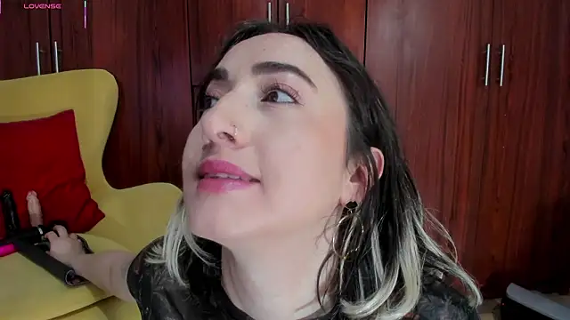 Chat XXX ao vivo de carly_grasso