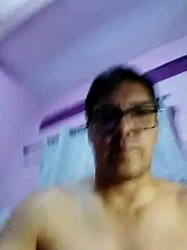 Chat XXX en directo de ALEXXXANDRO